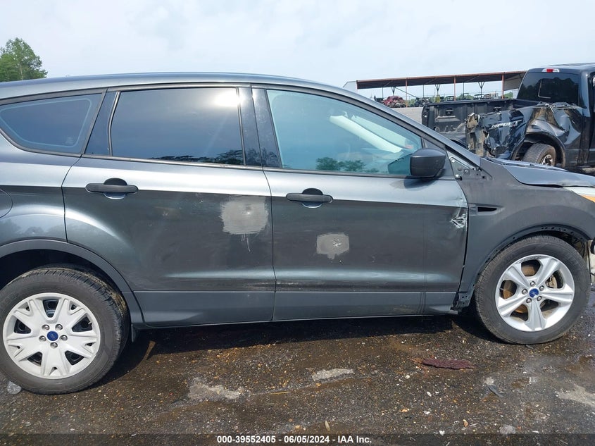 2016 Ford Escape S VIN: 1FMCU0F79GUC35128 Lot: 39552405