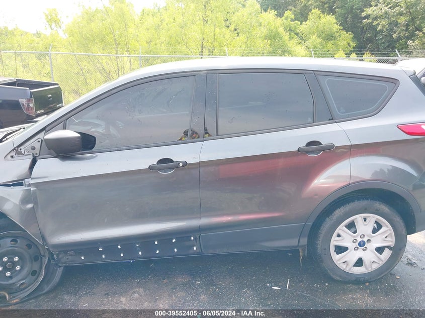 2016 Ford Escape S VIN: 1FMCU0F79GUC35128 Lot: 39552405