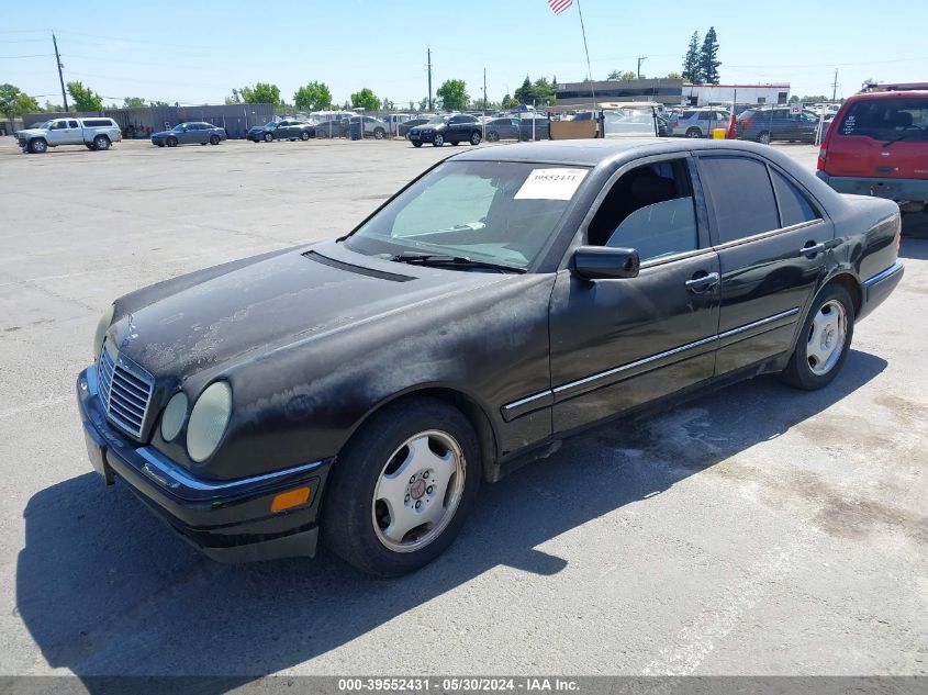 1998 Mercedes-Benz E 430 VIN: WDBJF70F0WA707617 Lot: 39552431