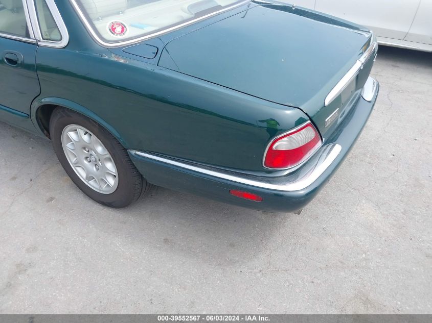 1998 Jaguar Xj8 VIN: SAJHX1242WC812851 Lot: 39552567