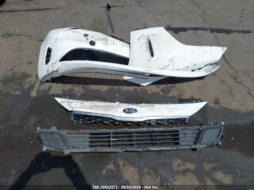 2018 Kia Forte Lx VIN: 3KPFK4A73JE280349 Lot: 39552572