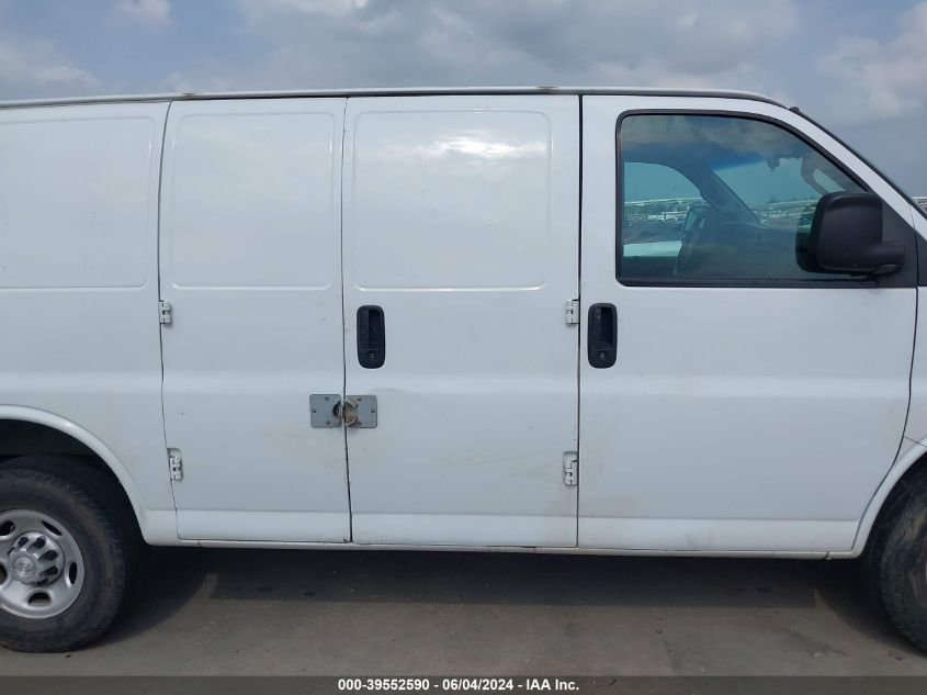 2017 Chevrolet Express 2500 Work Van VIN: 1GCWGAFF9H1131120 Lot: 39552590