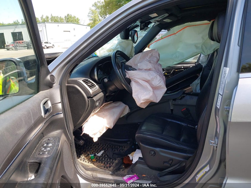VIN 1C4RJFBG5JC222406 2018 JEEP GRAND CHEROKEE LIMITED