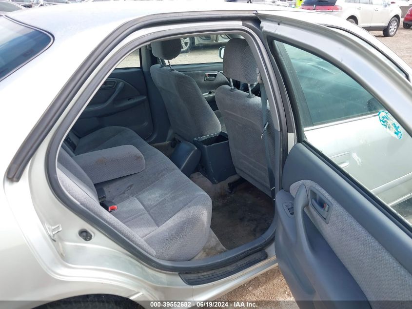 2000 Toyota Camry Le VIN: JT2BG22K8Y0429695 Lot: 39552682