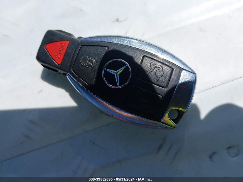 2011 Mercedes-Benz C 300 Luxury 4Matic/Sport 4Matic VIN: WDDGF8BB2BR158385 Lot: 39552695