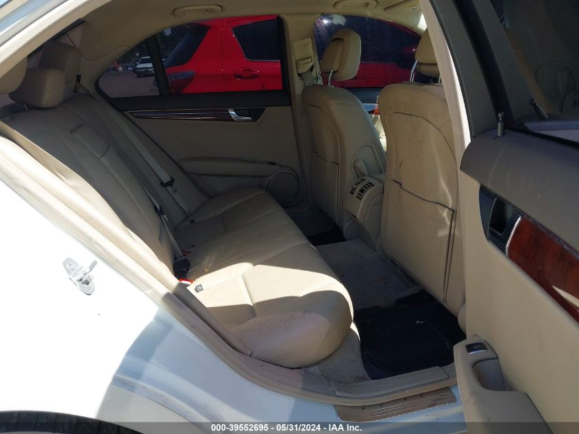 2011 Mercedes-Benz C 300 Luxury 4Matic/Sport 4Matic VIN: WDDGF8BB2BR158385 Lot: 39552695