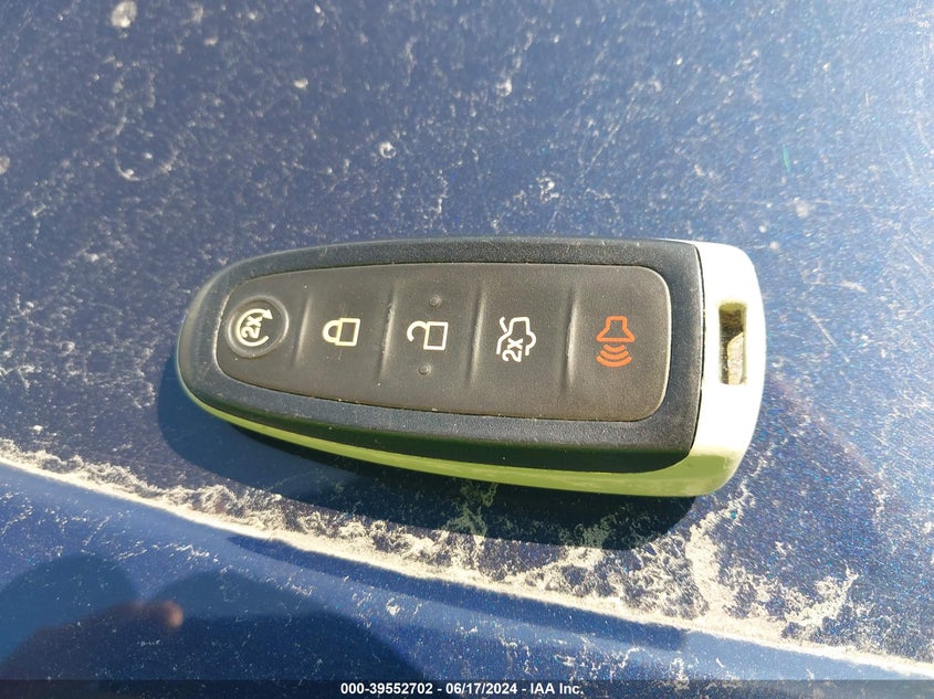 2013 Ford Escape Titanium VIN: 1FMCU0J95DUC66705 Lot: 39552702