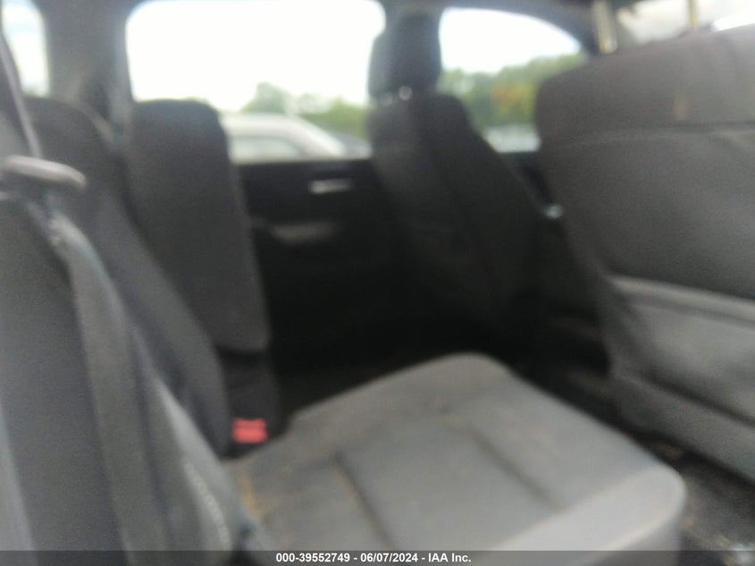 2018 Chevrolet Silverado 1500 2Lt VIN: 3GCUKREC6JG257051 Lot: 39552749