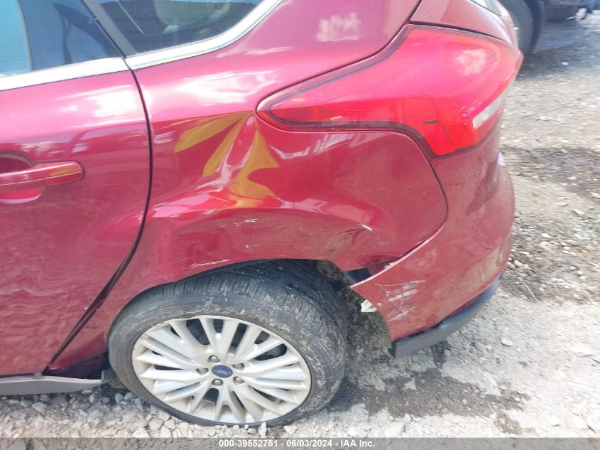 2017 Ford Focus Titanium VIN: 1FADP3N20HL287560 Lot: 39552751