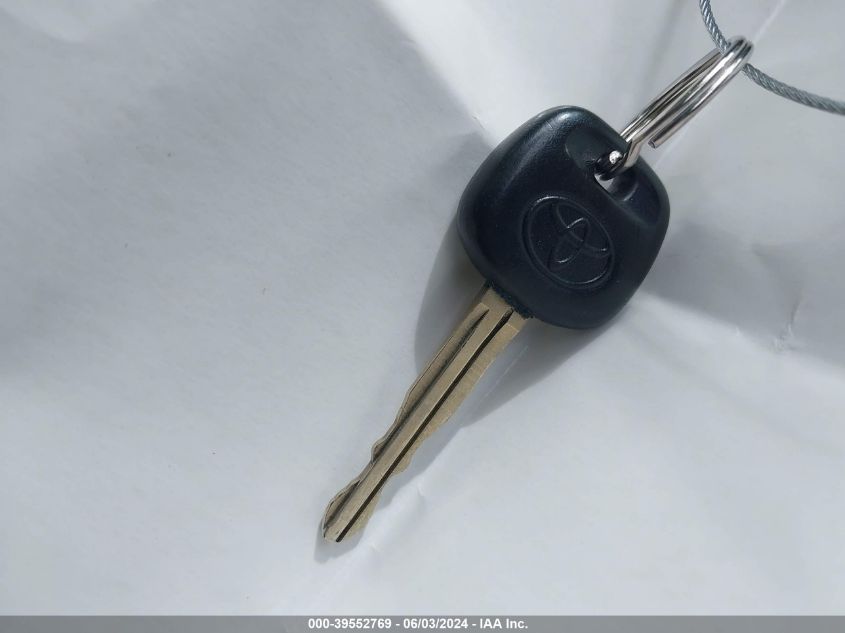 2005 Toyota Sequoia Limited V8 VIN: 5TDZT38A65S247041 Lot: 39552769