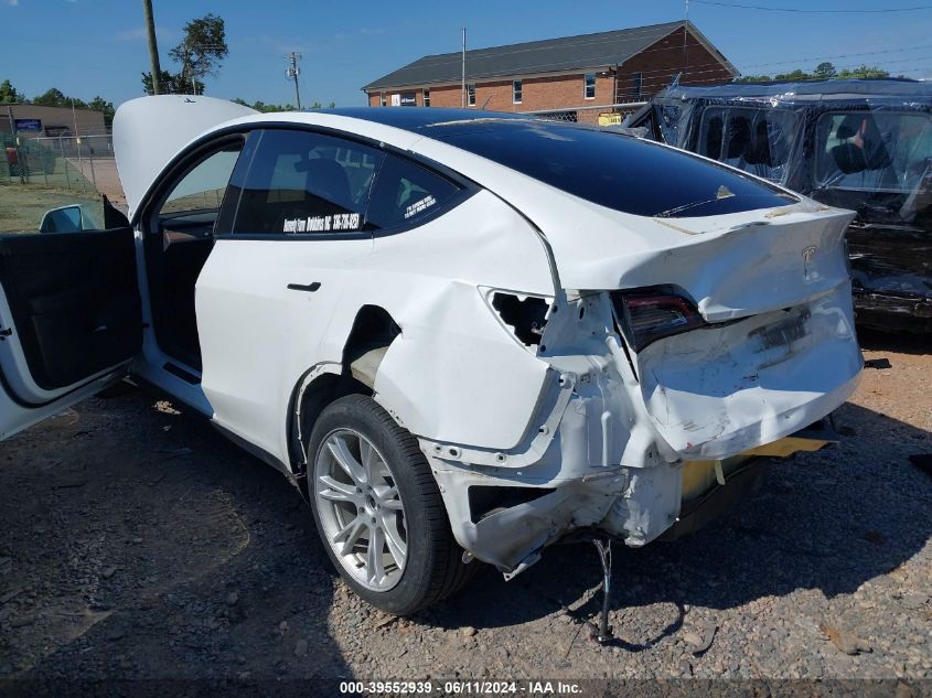 2021 Tesla Model Y Long Range Dual Motor All-Wheel Drive VIN: 5YJYGDEE3MF300715 Lot: 39552939