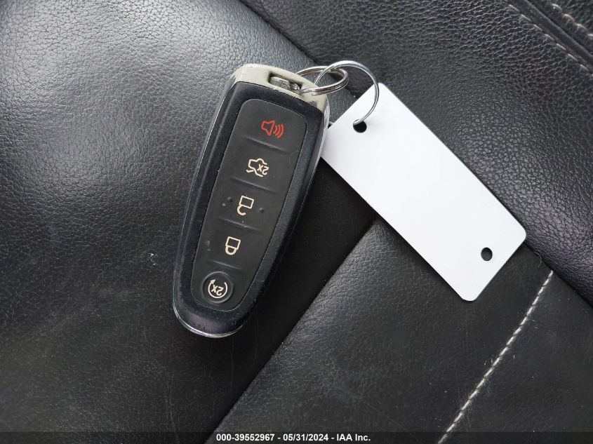 2014 Ford Escape Titanium VIN: 1FMCU9J94EUB08250 Lot: 39552967