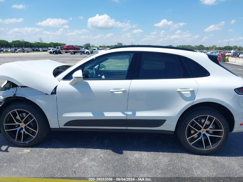 2022 Porsche Macan VIN: WP1AA2A59NLB04305 Lot: 39553056