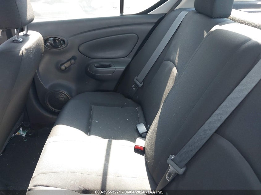 2019 Nissan Versa 1.6 S+ VIN: 3N1CN7AP8KL840233 Lot: 39553271