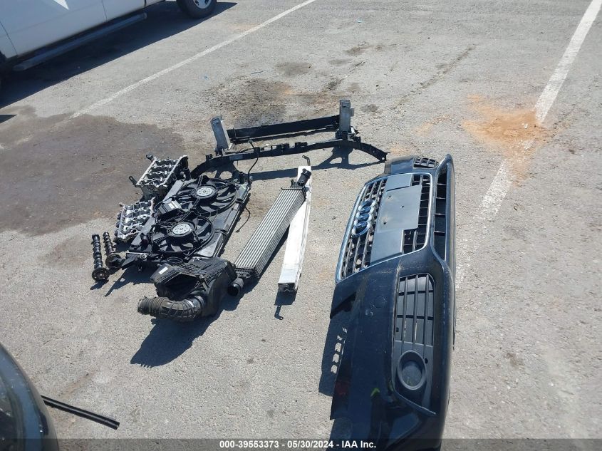 2010 Audi A4 2.0T Premium VIN: WAUAFAFL1AN022293 Lot: 39553373