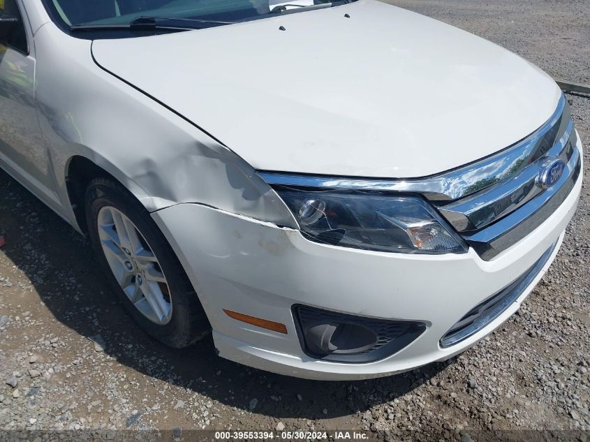 2011 Ford Fusion S VIN: 3FAHP0GA7BR231743 Lot: 39553394