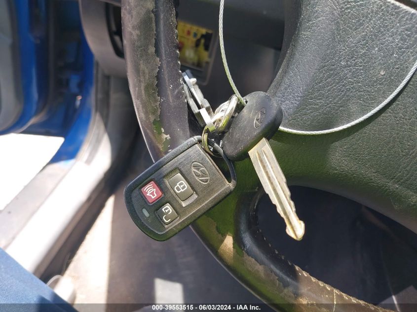 2004 Hyundai Elantra Gls/Gt VIN: KMHDN46D74U759825 Lot: 39553515