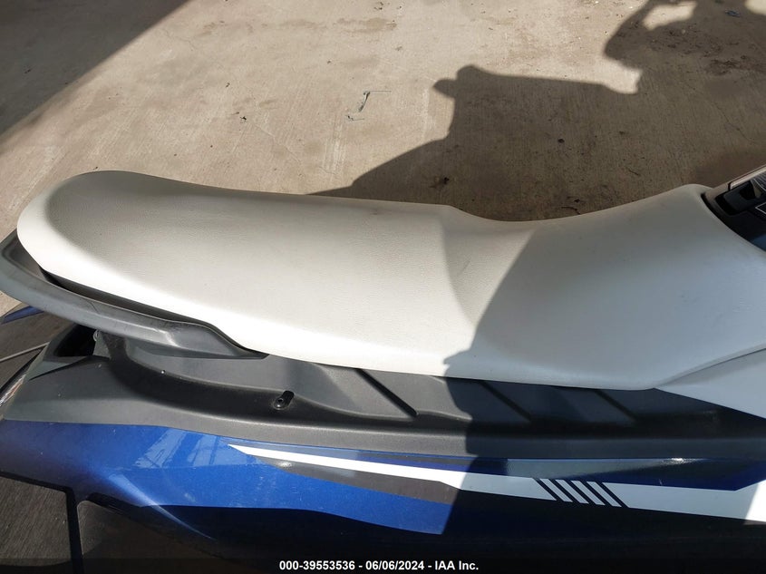 2018 Yamaha Waverunner VIN: YAMA3012K718 Lot: 39553536