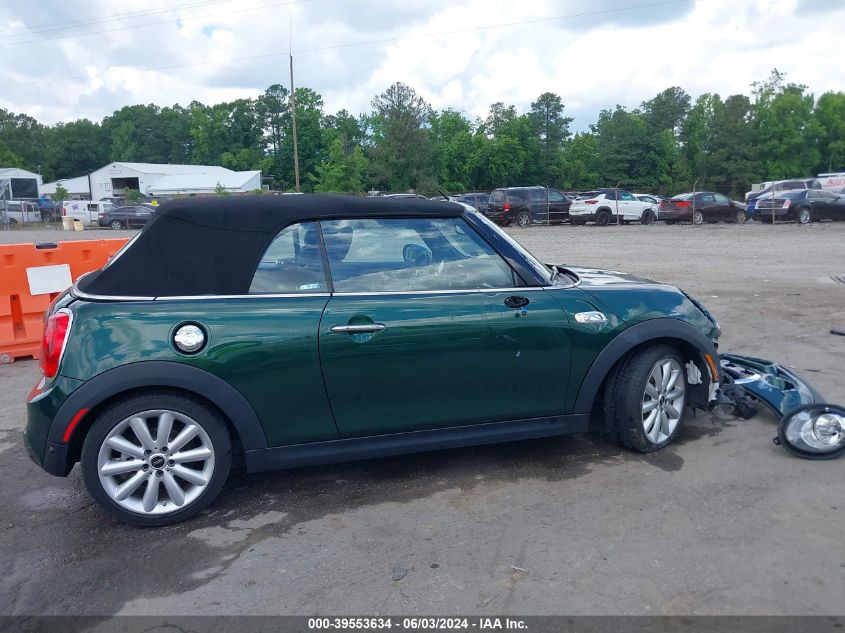 2018 Mini Convertible Cooper S VIN: WMWWG9C5XJ3C82777 Lot: 39553634