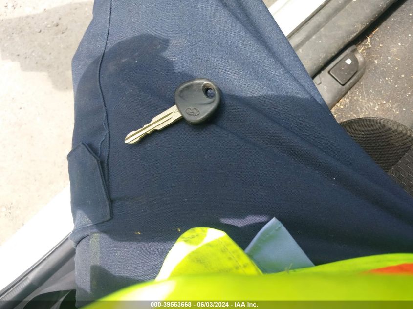 2008 Hyundai Accent Gs VIN: KMHCM36C88U063514 Lot: 39553668