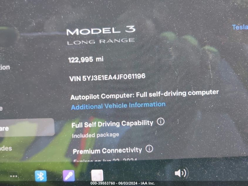 2018 Tesla Model 3 Long Range/Mid Range VIN: 5YJ3E1EA4JF061196 Lot: 39553760