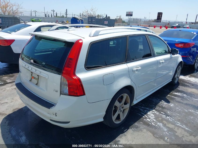 2011 Volvo V50 T5/T5 R-Design VIN: YV1672MW0B2611907 Lot: 39553771