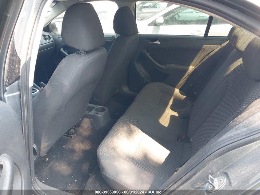 2011 Volkswagen Jetta 2.0L S VIN: 3VW2K7AJ8BM058602 Lot: 39553856