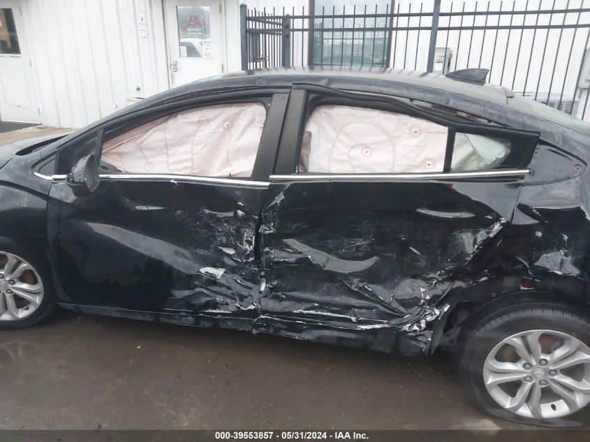 2019 Chevrolet Cruze Lt VIN: 1G1BE5SM9K7145256 Lot: 39553857