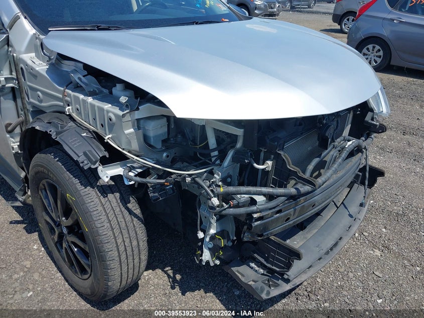 2017 Nissan Rogue Sv VIN: KNMAT2MV4HP516247 Lot: 39553923