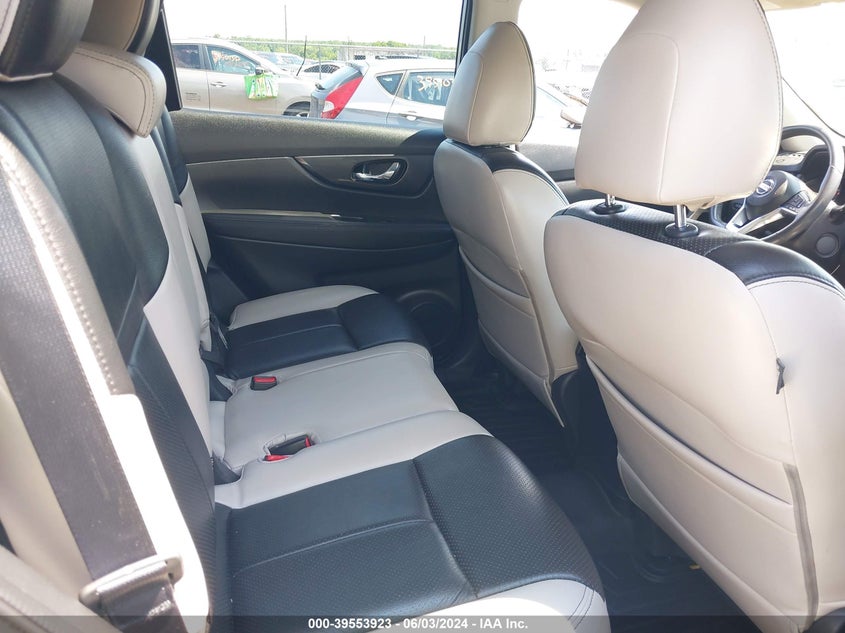 2017 Nissan Rogue Sv VIN: KNMAT2MV4HP516247 Lot: 39553923