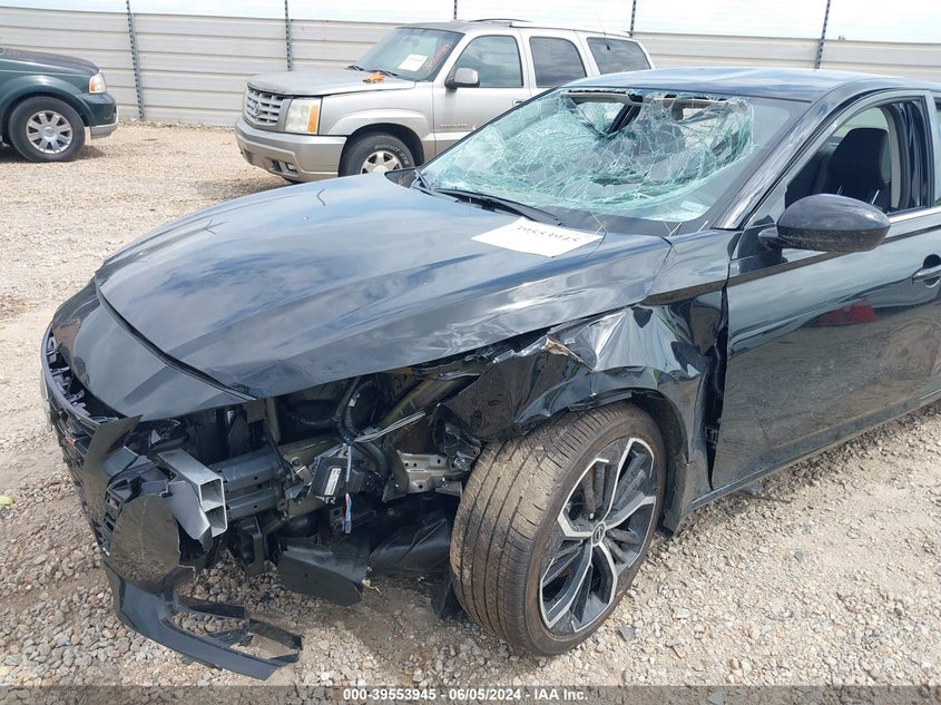 VIN 1N4BL4CV8RN387384 2024 NISSAN ALTIMA SR