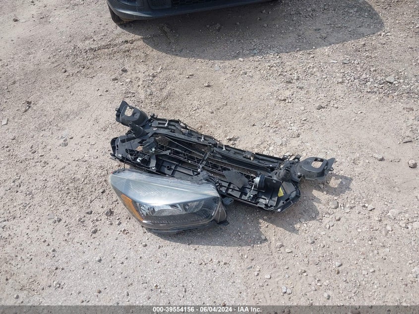 2018 Ford Escape S VIN: 1FMCU0F7XJUA41859 Lot: 39554156