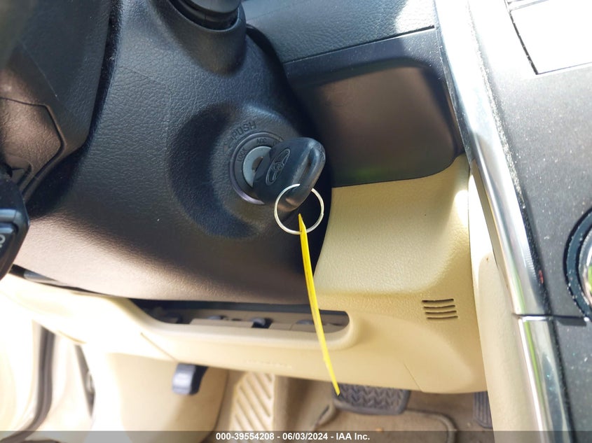 2016 Toyota Camry Le VIN: 4T1BF1FK7GU164706 Lot: 39554208