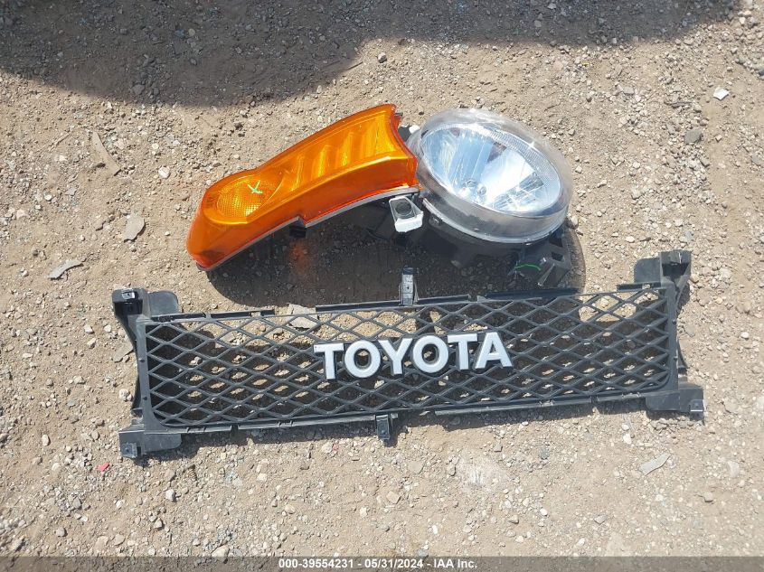 JTEBU4BF8AK081854 2010 Toyota Fj Cruiser