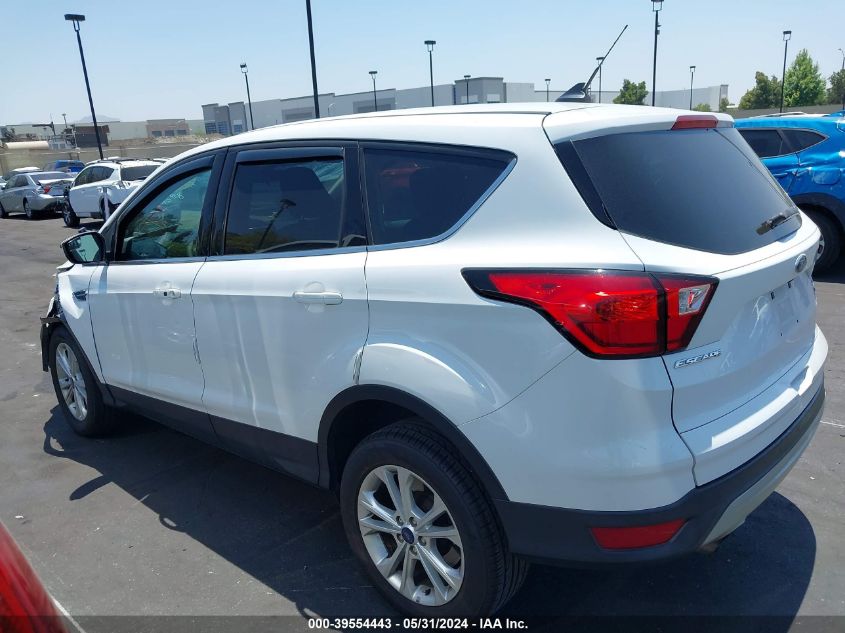 2019 FORD ESCAPE SE - 1FMCU0GD0KUA21707