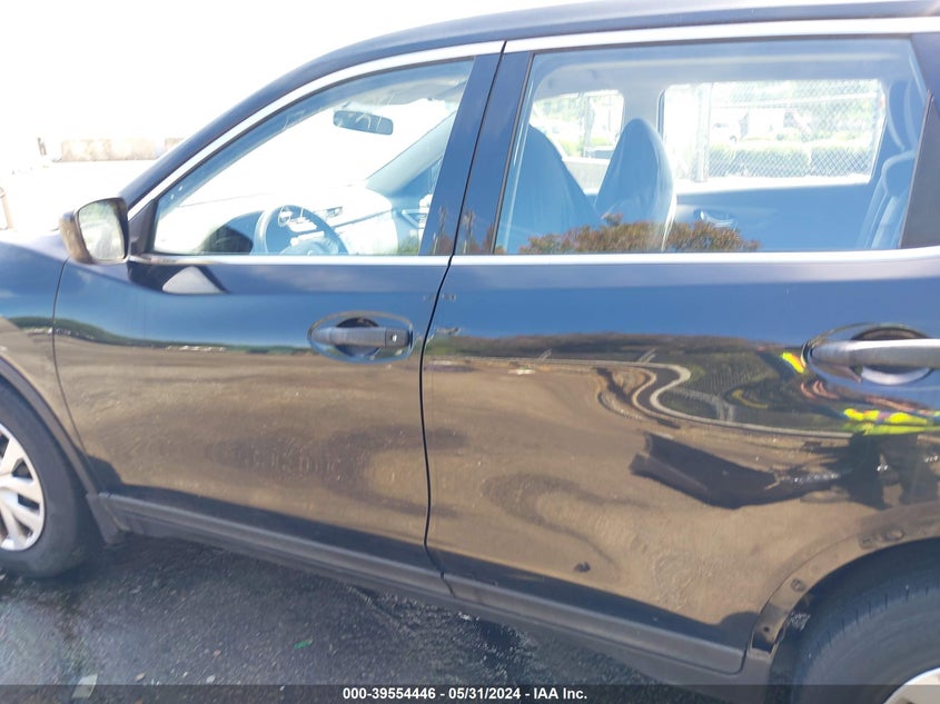 2016 Nissan Rogue S VIN: KNMAT2MT6GP621627 Lot: 39554446