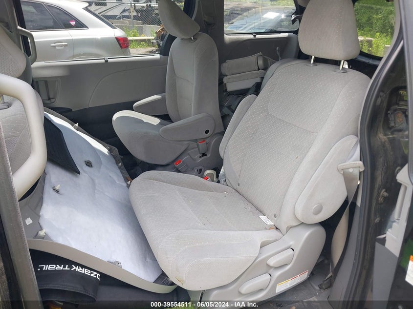 2020 Toyota Sienna Le VIN: 5TDKZ3DC0LS043517 Lot: 39554511