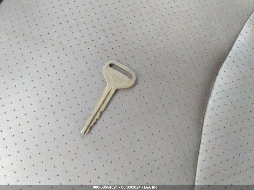 2006 Toyota Highlander Hybrid Limited V6 VIN: JTEDW21AX60008985 Lot: 39554521