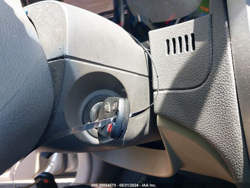 2012 Ford Fusion S VIN: 3FAHP0GA1CR351071 Lot: 39554570