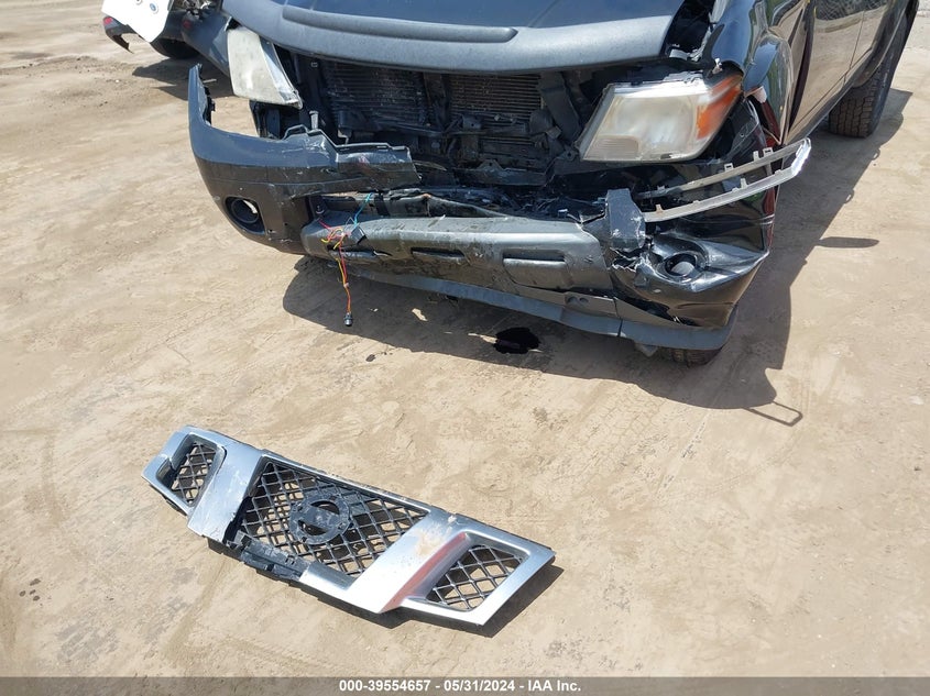 2014 NISSAN FRONTIER PRO-4X - 1N6AD0EVXEN718644