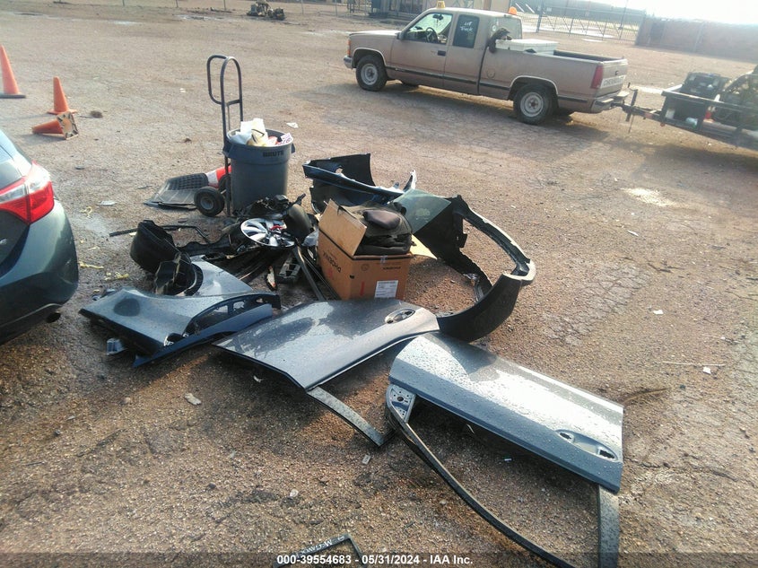 2015 Toyota Corolla Le VIN: 5YFBURHE0FP314828 Lot: 39554683