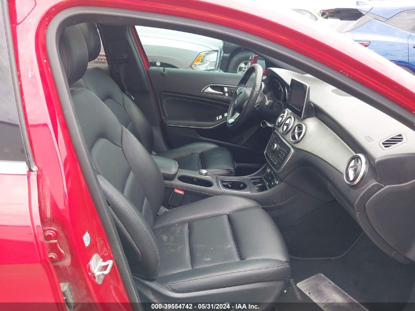 2017 MERCEDES-BENZ GLA 250 - WDCTG4EB3HJ301355