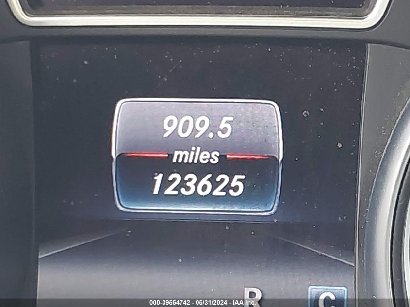 2017 MERCEDES-BENZ GLA 250 - WDCTG4EB3HJ301355