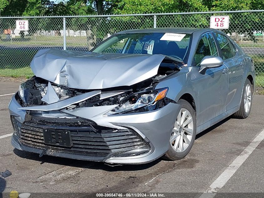 4T1C11AK1RU890767 2024 TOYOTA CAMRY - Image 2