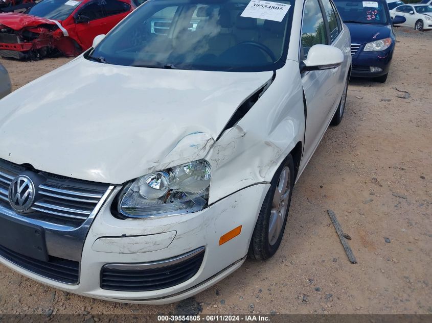 2008 Volkswagen Jetta Se/Sel VIN: 3VWRM71K38M070389 Lot: 39554805