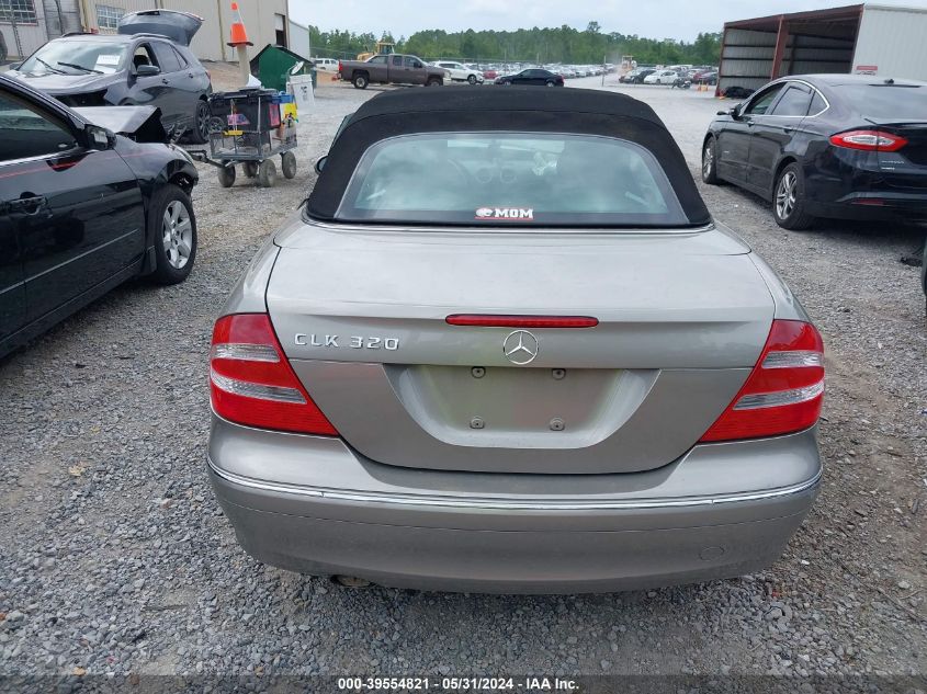 2004 Mercedes-Benz Clk 320 VIN: WDBTK65G04T021563 Lot: 39554821