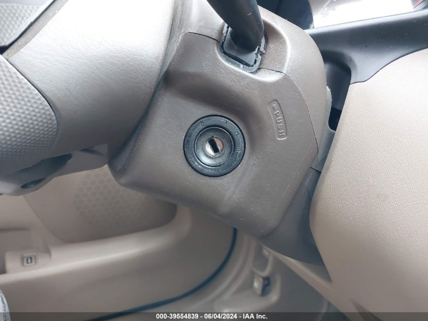 2005 Honda Cr-V Lx VIN: JHLRD785X5C012461 Lot: 39554839