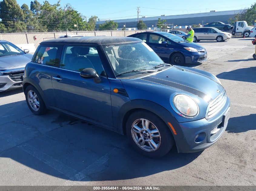 2011 Mini Cooper VIN: WMWSU3C51BT091963 Lot: 39554841