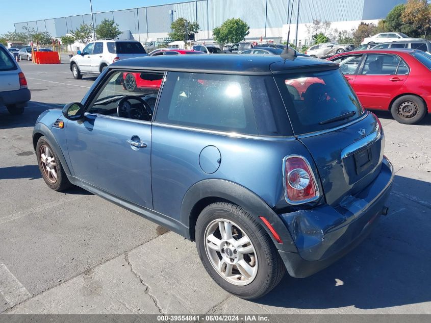 2011 Mini Cooper VIN: WMWSU3C51BT091963 Lot: 39554841