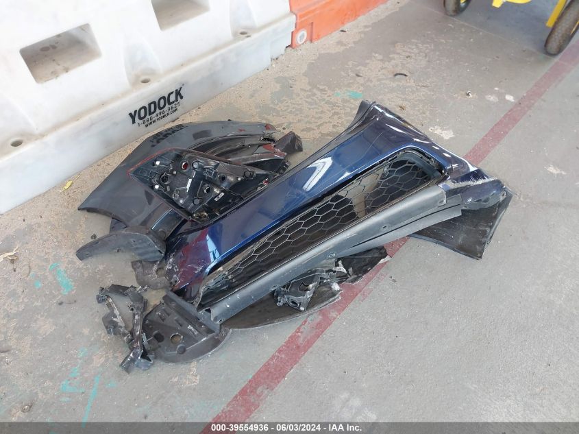 2018 Honda Civic Ex VIN: 19XFC2F70JE010800 Lot: 39554936